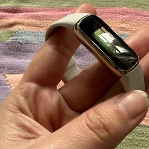 COPY - FitBit Luxe Fitness Tracker Watch - Like New